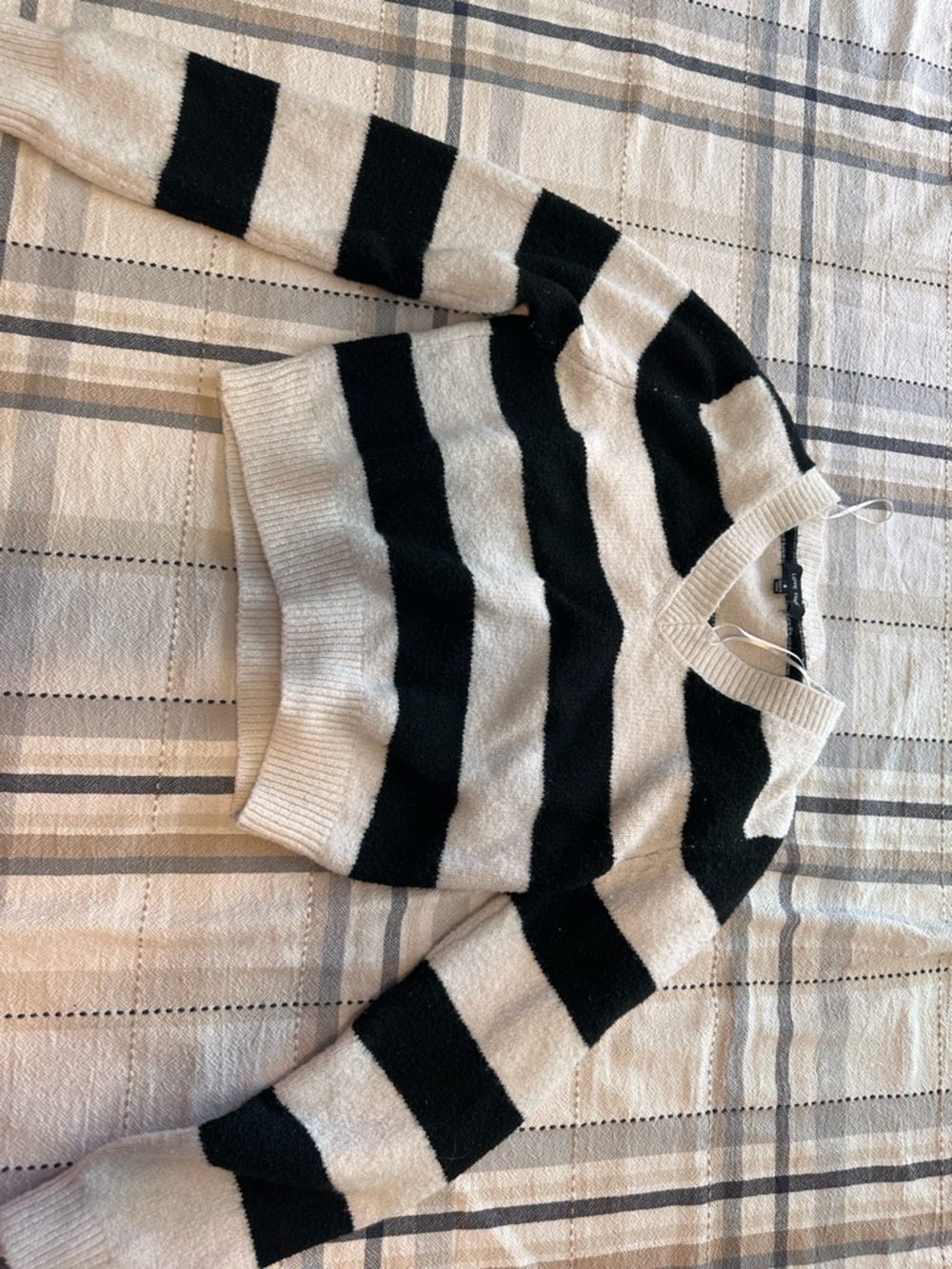 Black and White sweater
